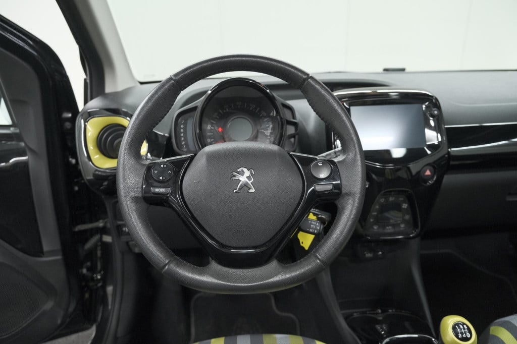 Peugeot 108 1.0 e-vti collection top! | elektrisch vouwdak | apple carplay 