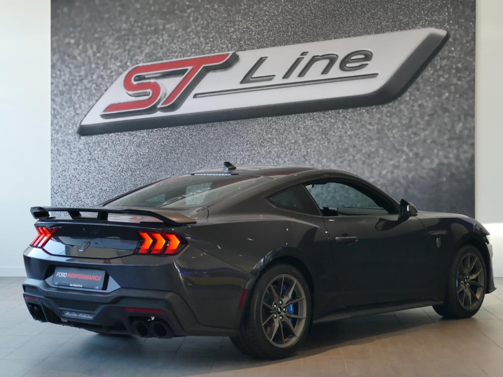 Ford Mustang fastback 5.0 v8 dark horse | direct uit voorraad | uniek |
