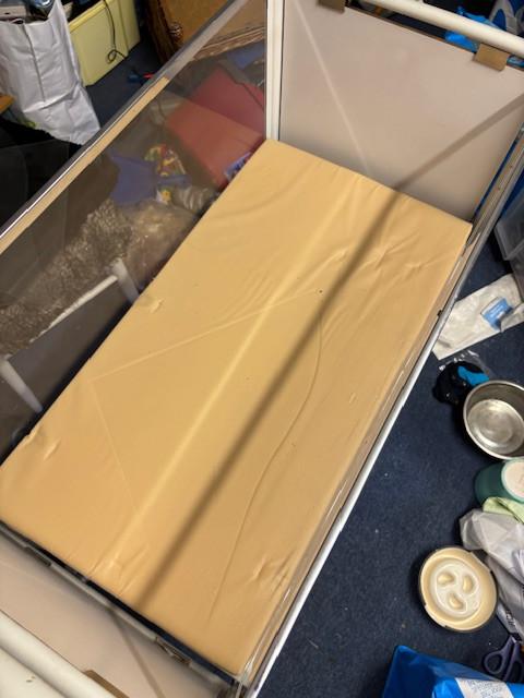 2 ziekenhuisbedjes gratis af te halen