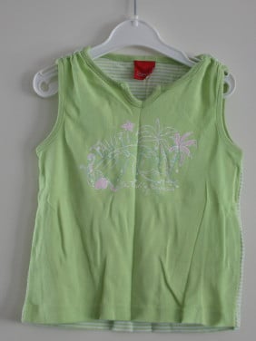 Groen hempje met print maat 104-110