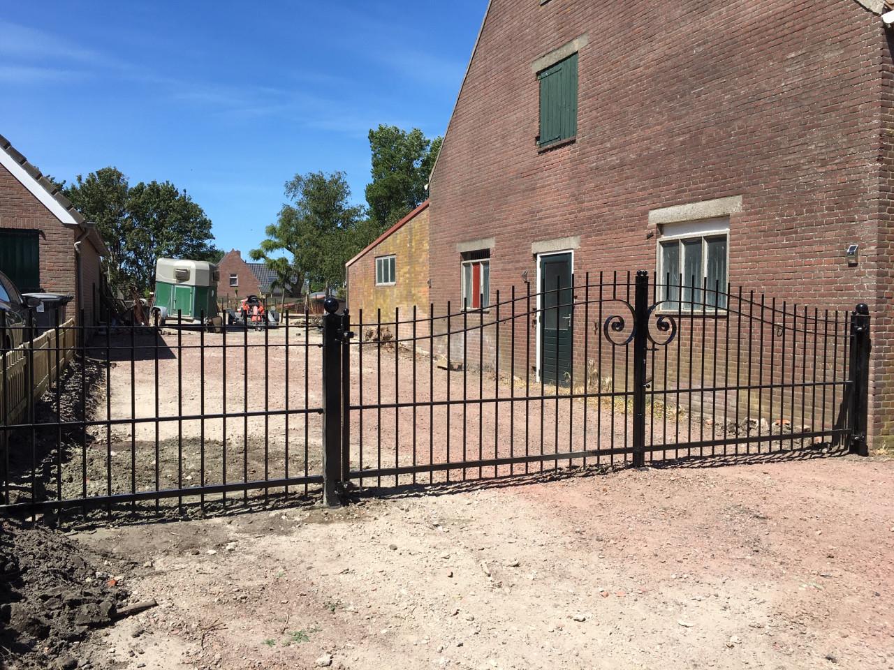 Hekwerken - Inrijpoorten en Tuinpoorten.