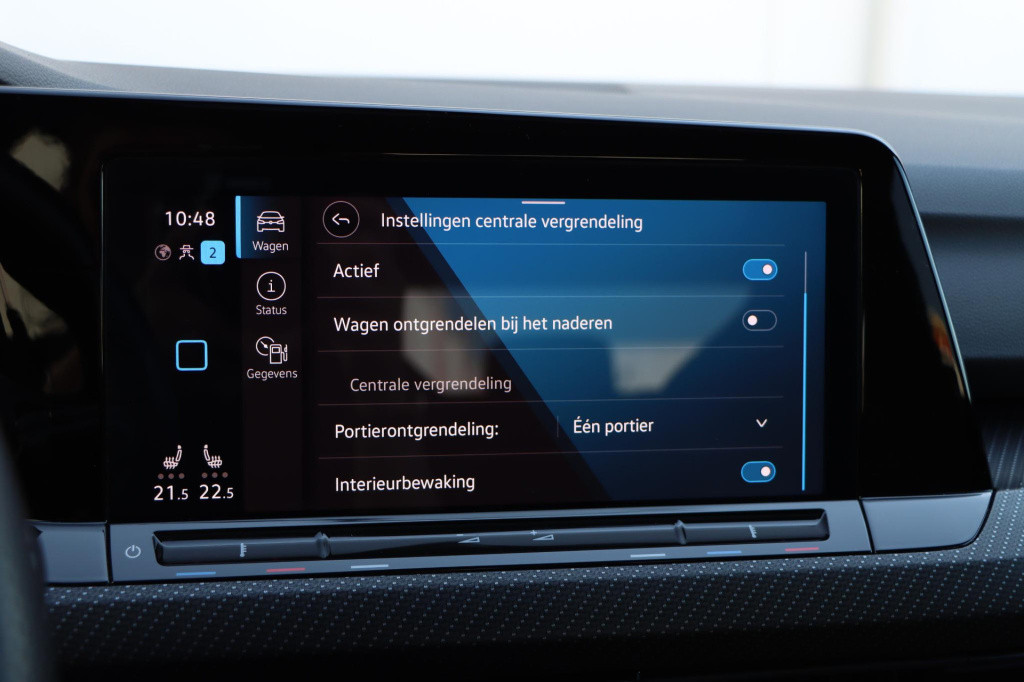 Volkswagen Golf 1.5 etsi r-line 150pk dsg7