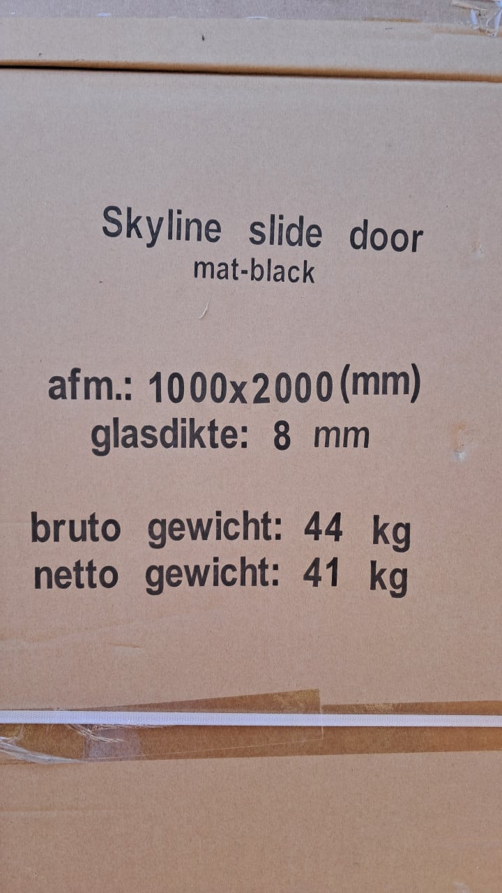 Glazen douchedeur
