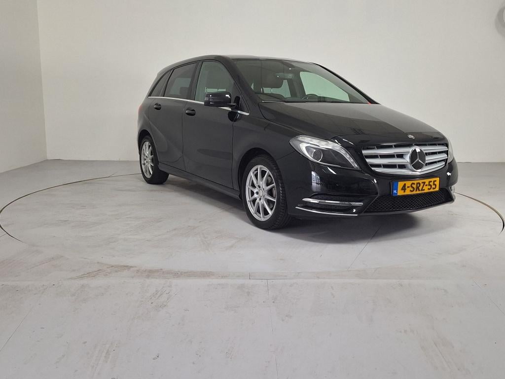 Mercedes-Benz B-Klasse 180 | stoelverwarming |
