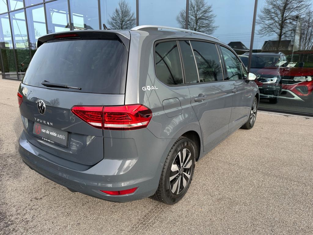 Volkswagen Touran 1.5 tsi 150pk dsg goal 7-persoons | trekhaak | dode hoek 