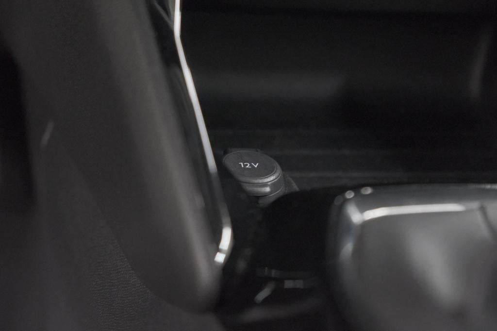 Peugeot 208 puretech 100 allure | navigatie | parkeersensoren | apple carpl