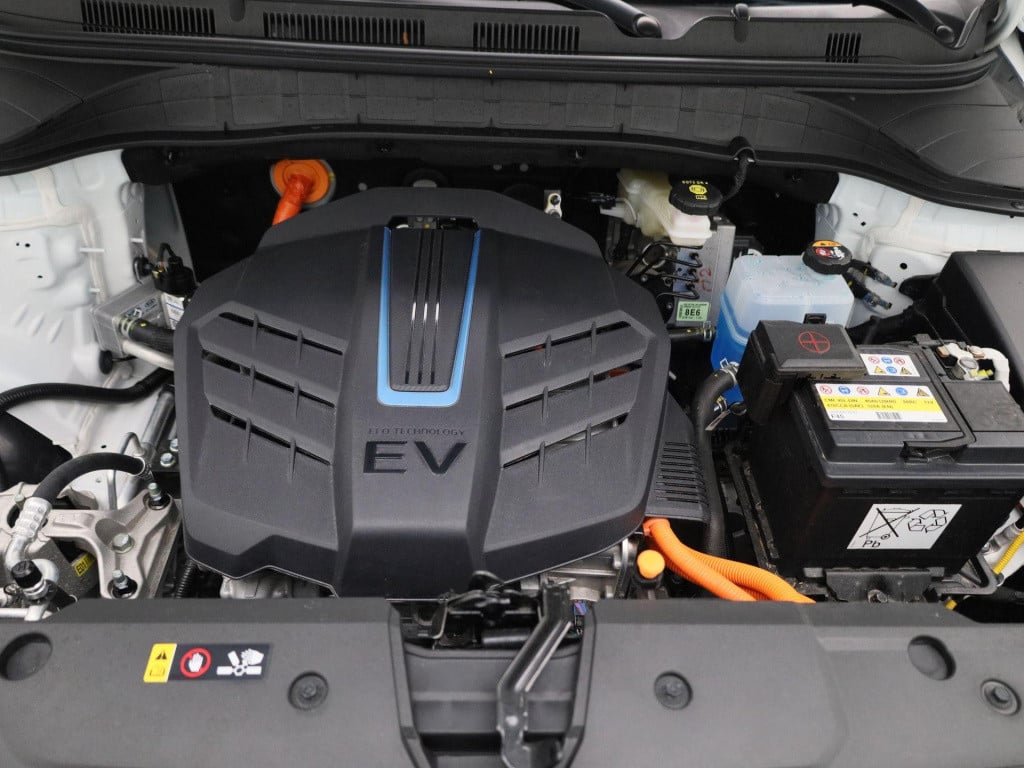 Hyundai Kona ev fashion 39 kwh