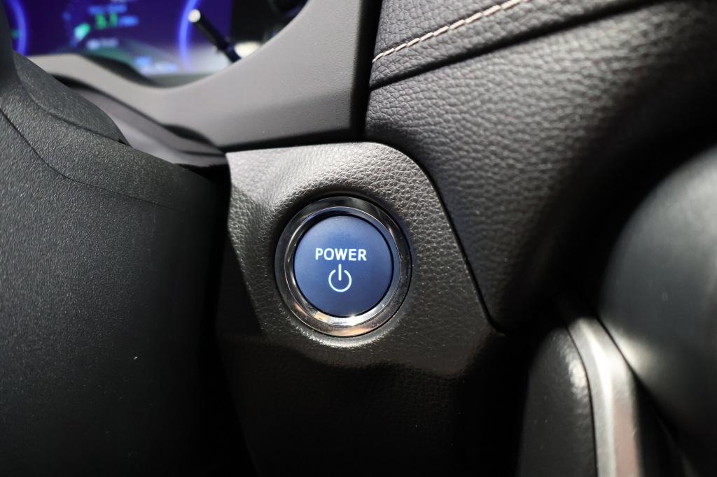 Toyota Rav4 2.5 hybrid dynamic| camera| adap.cruise| keyless
