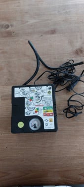 Noodluchtcompressor voor autobanden