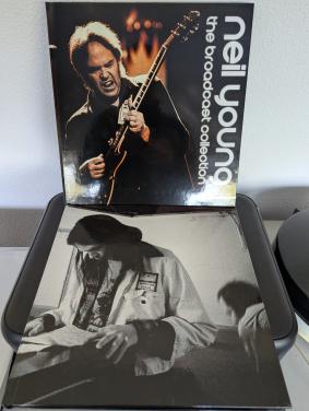 Neil Young - The Broadcast Collection ( box 4lps)