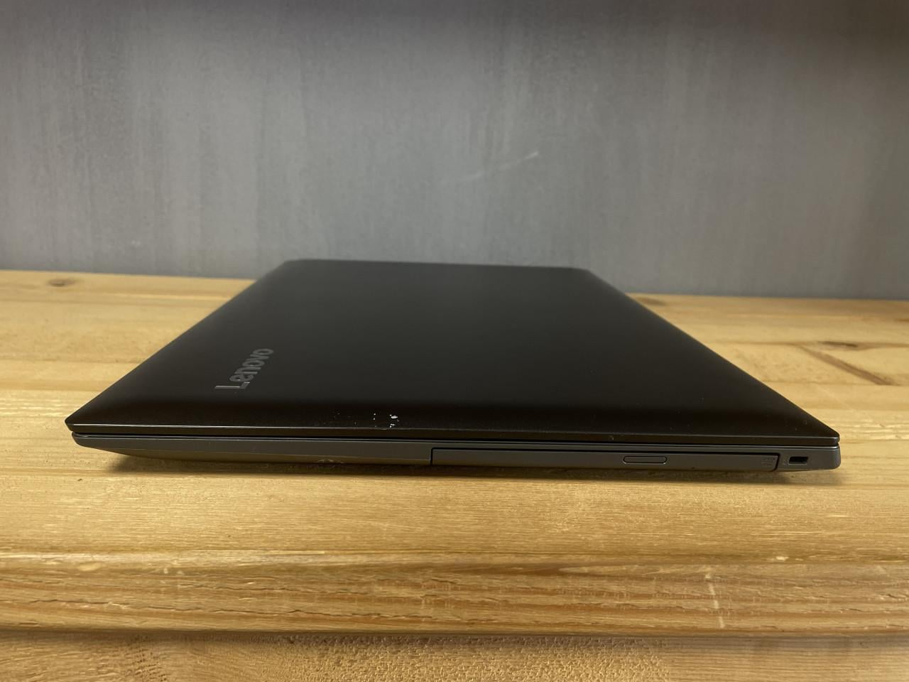 Lenovo IdeaPad 330 / 17.3 / AMD A6 / 8GB / 250GB SSD / W11 Home