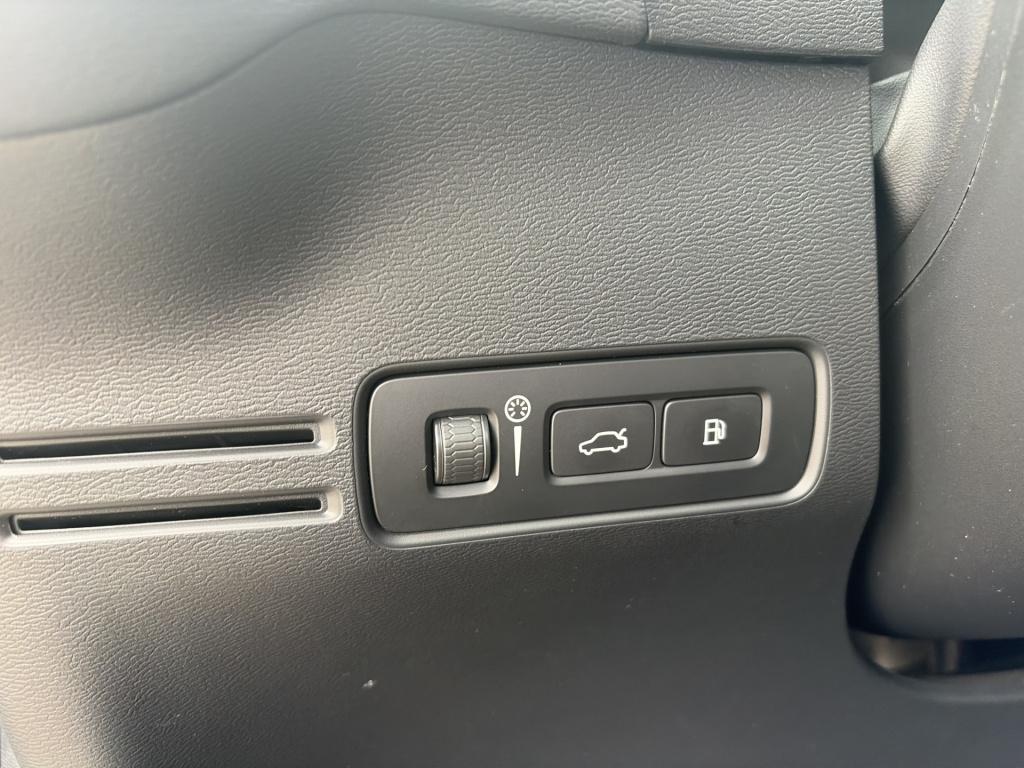 Volvo XC40 1.5 t4 plug-in hybrid plus bright | leer | trekhaak