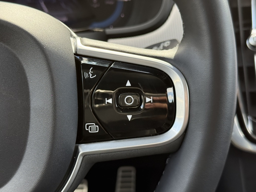 Volvo V90 t6 340pk recharge r-design| panodak| adap.cruise| 360camera| tre