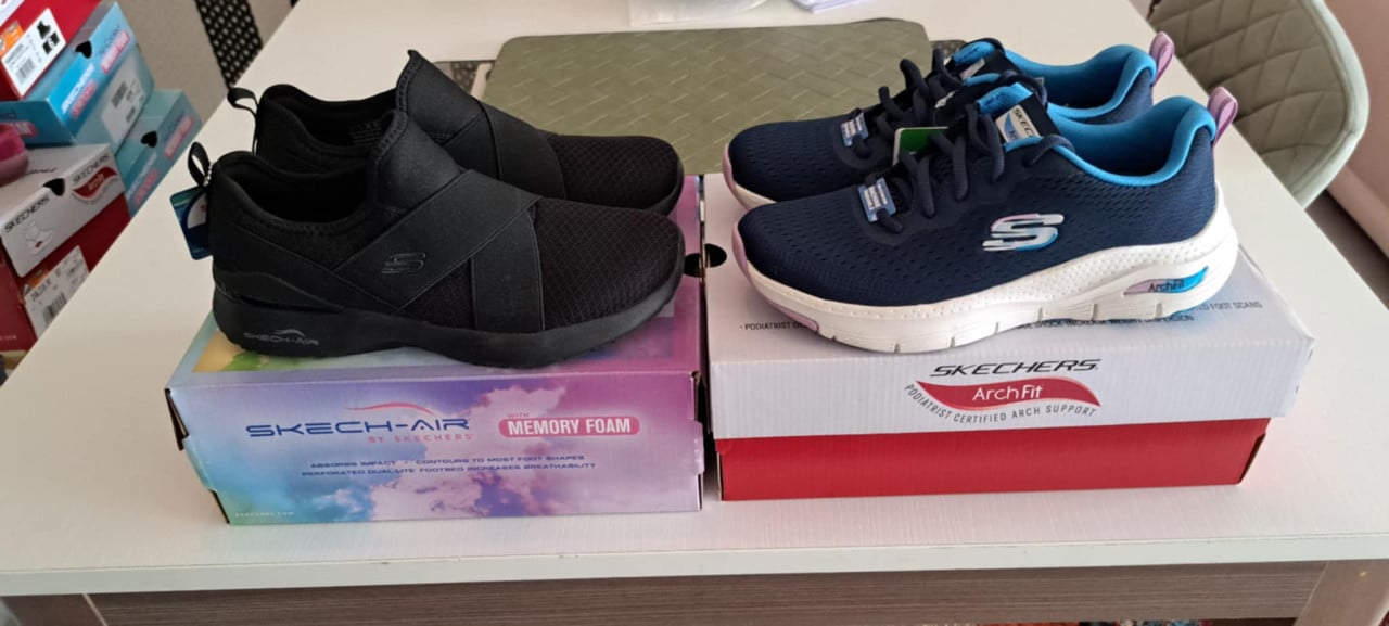 DAMES SKECHERS