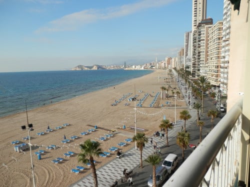 Groot Appartement Benidorm Spanje 2026 te huur april, mei en juni 2026