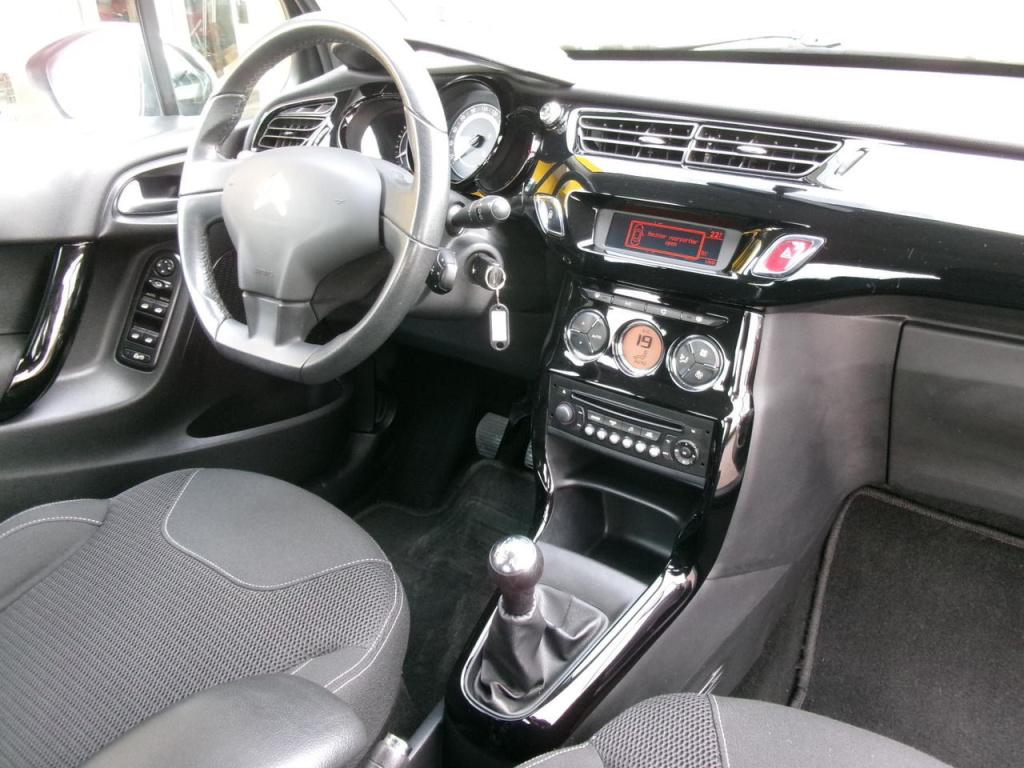 Citroen C3 1.2 vti 82pk clima, cruise-contr., tr.haak