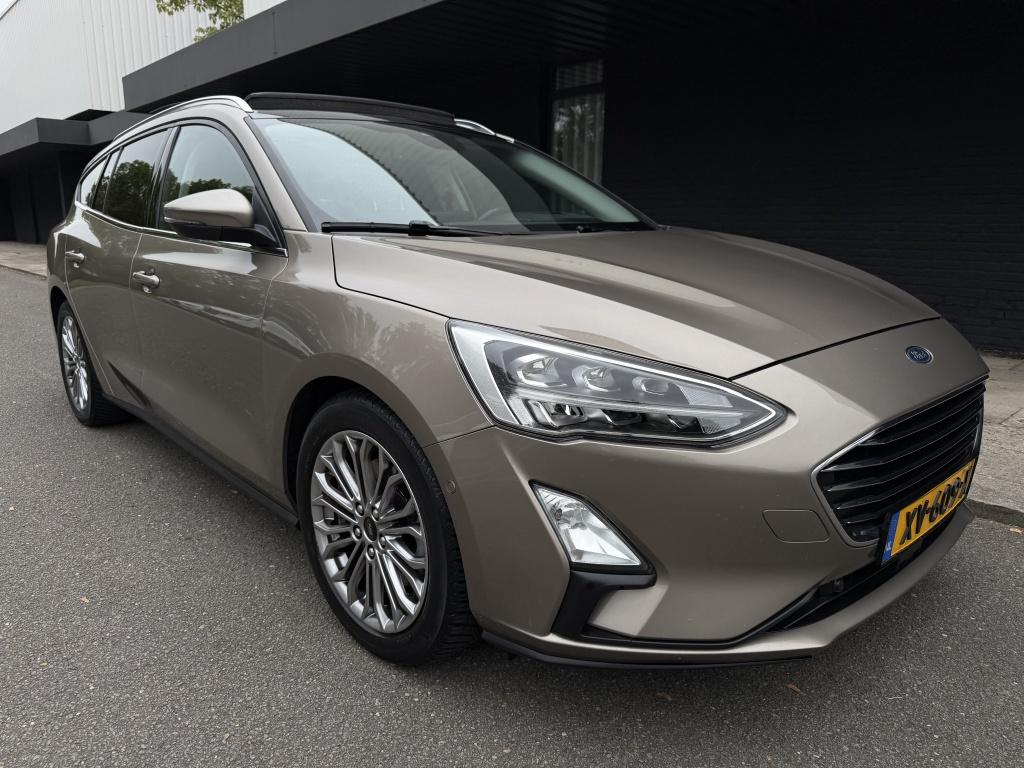 Ford Focus wagon 1.0 ecoboost titanium business - veel opties! -
