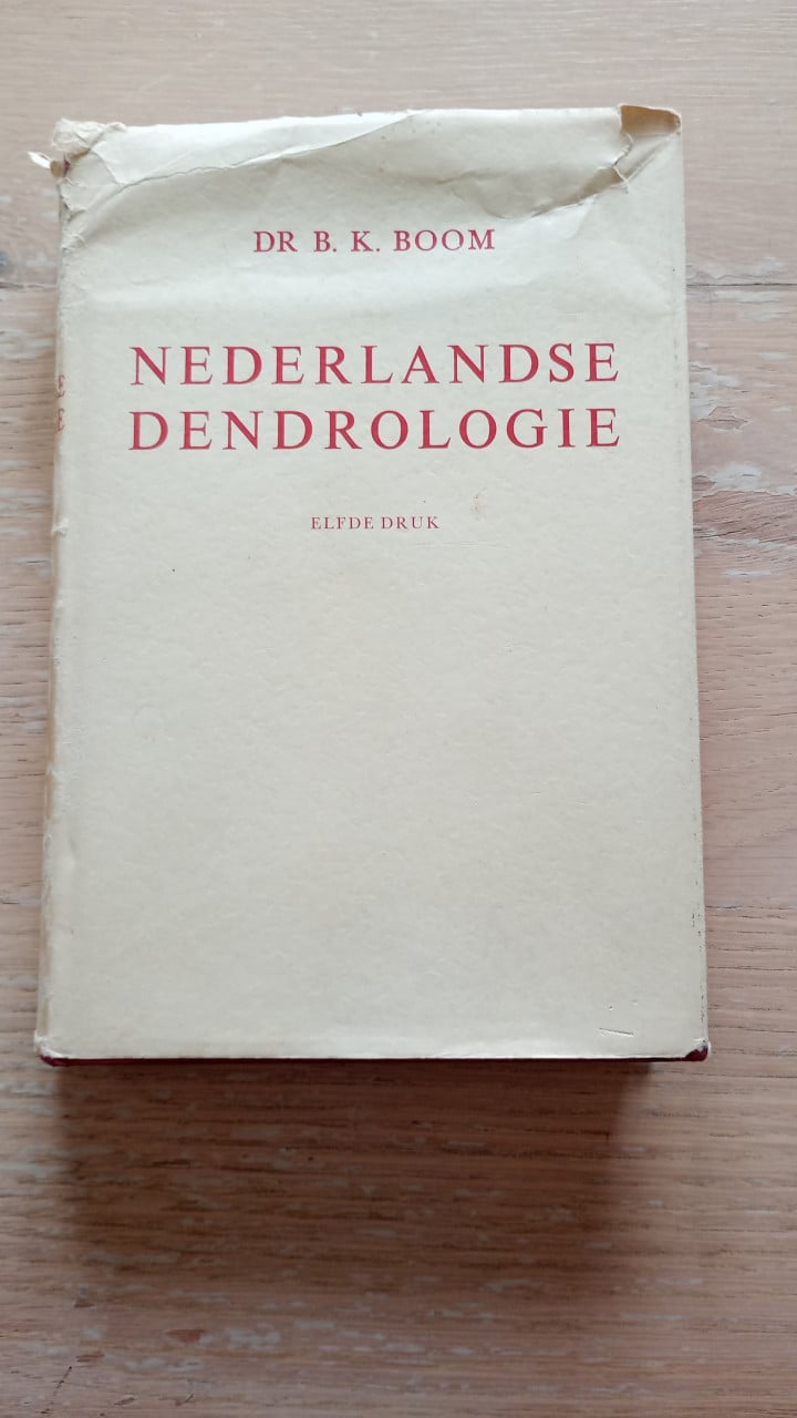 Tuin boek , Nederlandse Dendrologie