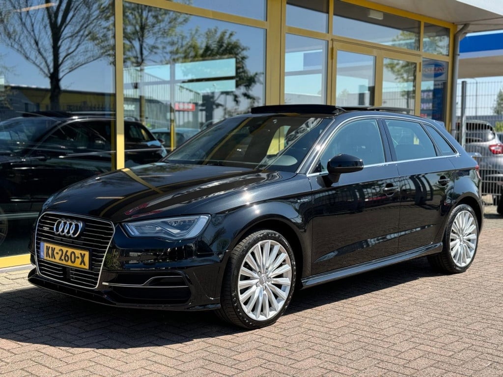 Audi A3 sportback 1.4 e-tron amb. pl+