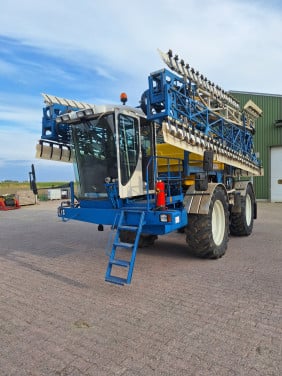 Delvano Euro Trac zelfrijdende spuitmachine