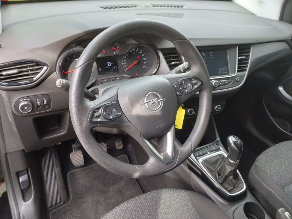Opel Crossland X 1.2 online edition