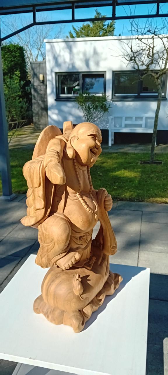 Massief houten staande boeddha uit bali