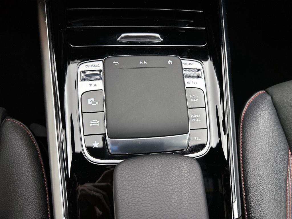 Mercedes-Benz B-Klasse 180 business solution amg | stoelverwarming | amg li