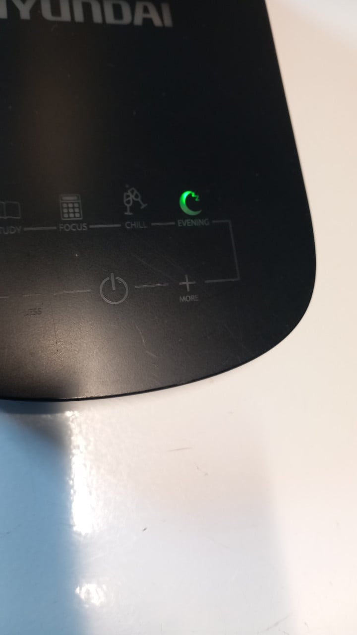 Hyundai Led Bureaulamp met USB oplader