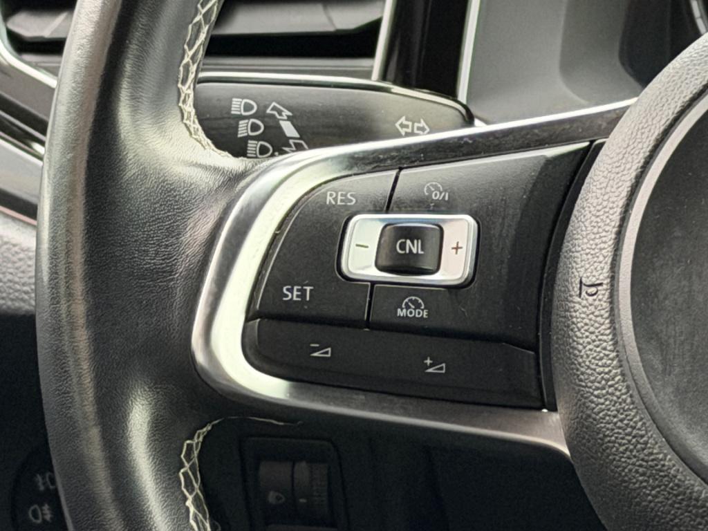 Volkswagen Polo 1.0 tsi 2x r-line | camera | cruise | carplay | climate | r