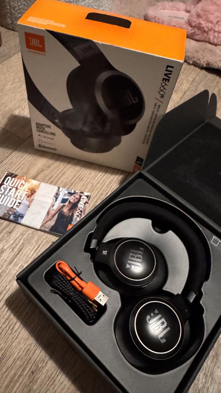 Koptelefoon JBL live 660 noisecancelling