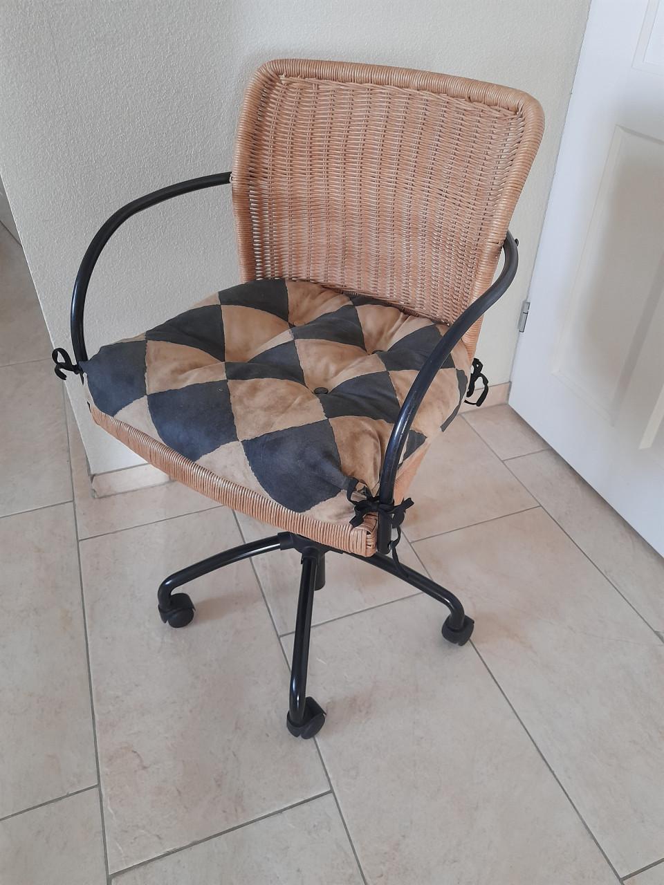 Bureaustoel (in goede staat )