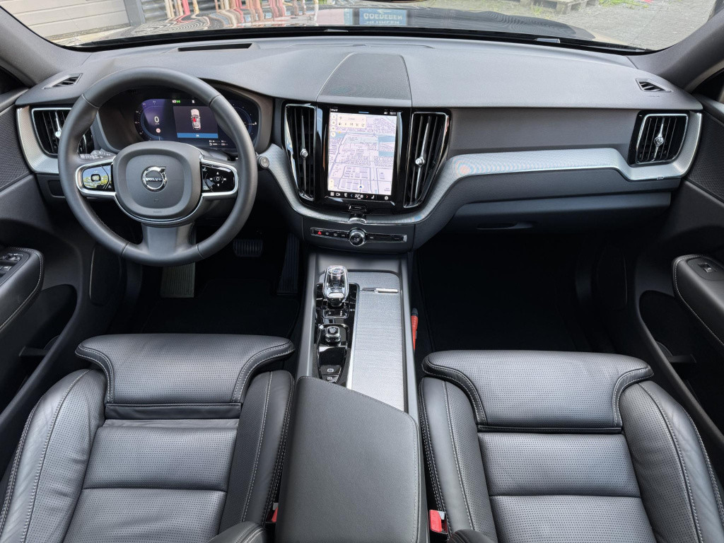 Volvo XC60 2.0 t6 plug-in hybrid awd plus black edition | trekhaak uitklapb