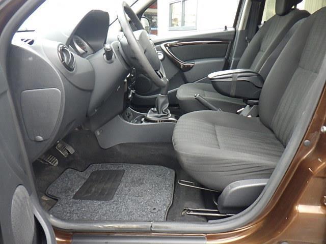 Dacia Duster 1.6 lauréate 2wd