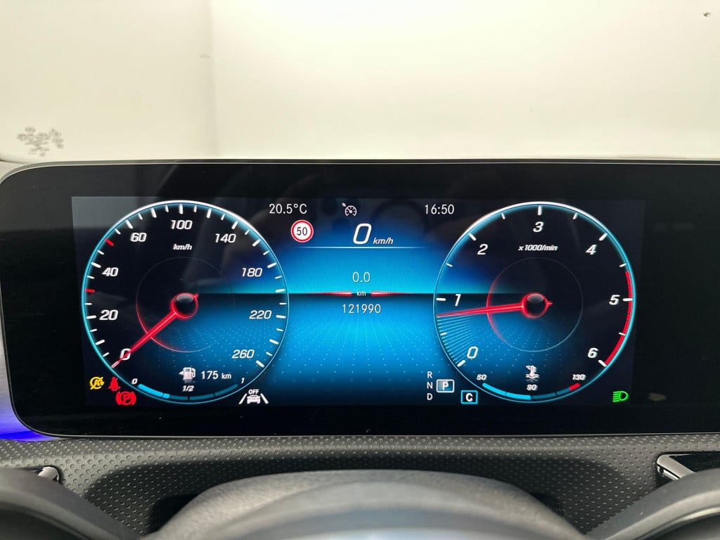 Mercedes-Benz A-Klasse 2.0 pano sfeer camera