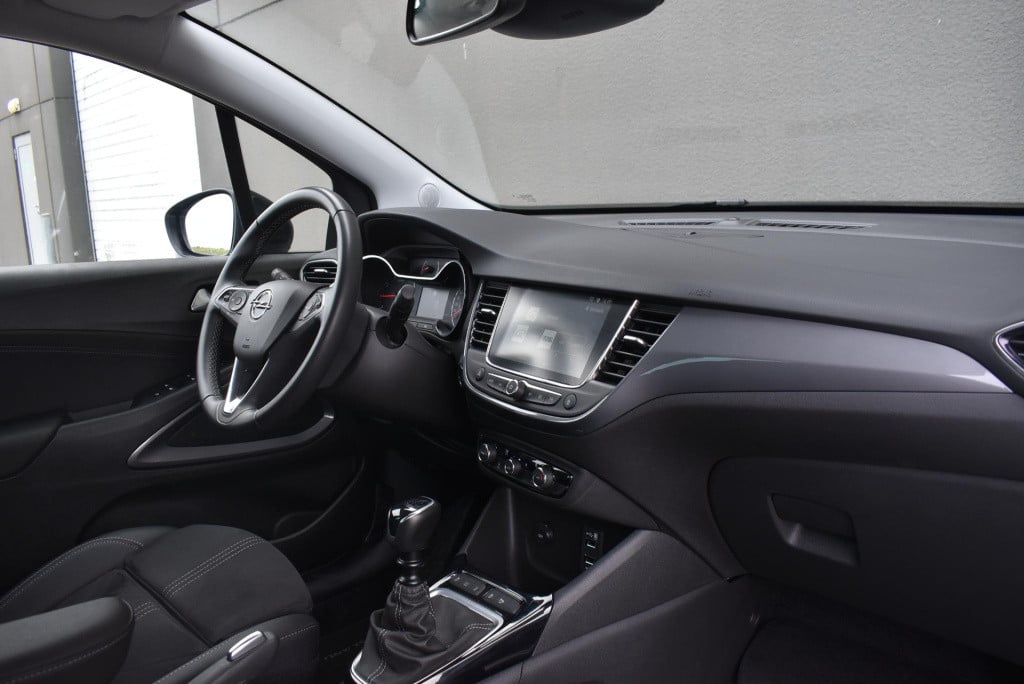 Opel Crossland X 1.2 turbo ultimate 130pk | navi | camera | apple carplay/a