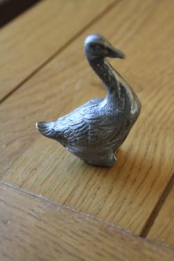 Tinnen eend,, 8 cm hoog