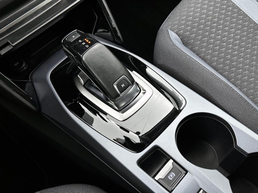 Peugeot 2008 130 pk automaat allure | afneembare trekhaak | achteruitrijcam