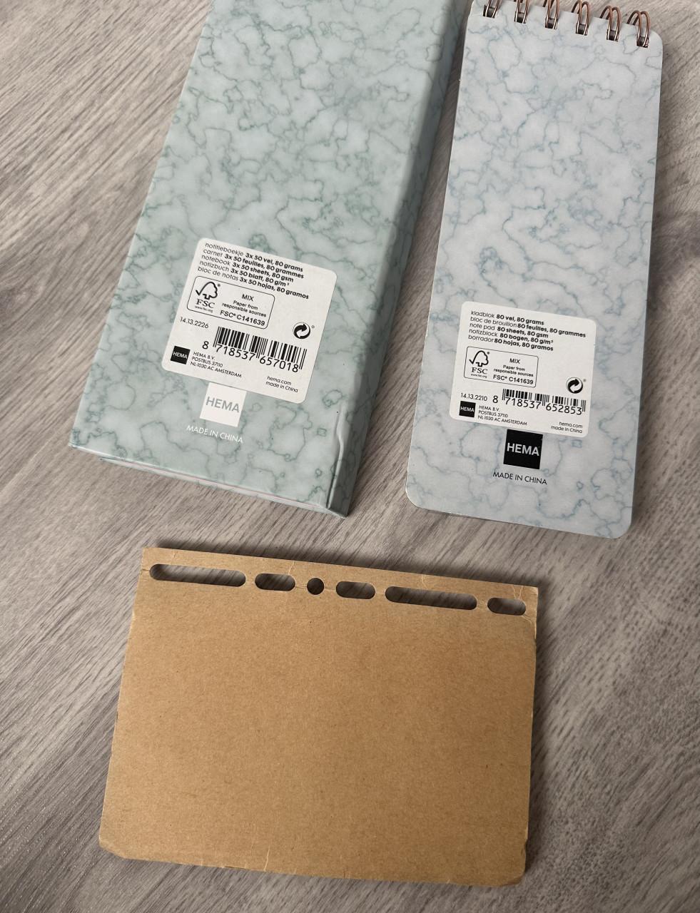 Notitieboekjes en -plakpapiertjes