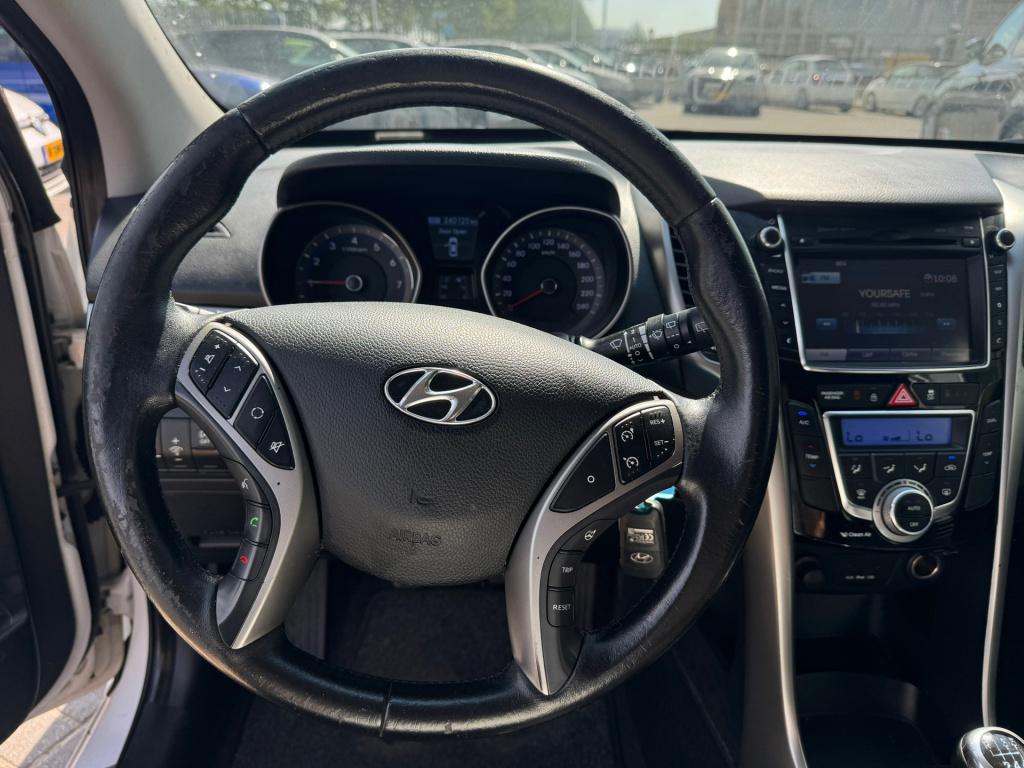Hyundai I 30 blue 1.6 gdi i-vision redline * airco * nieuwe apk * camera * 
