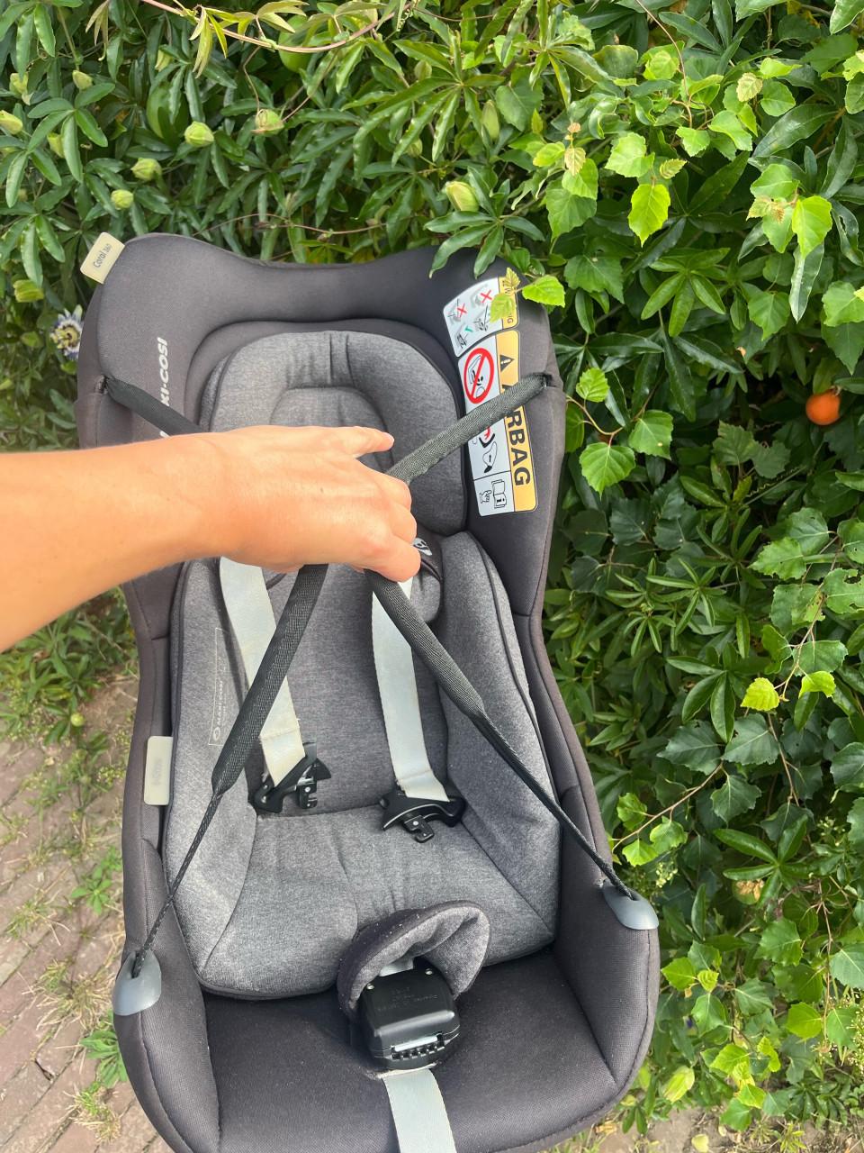 Maxi Cosi Coral i-size met familybase i-size