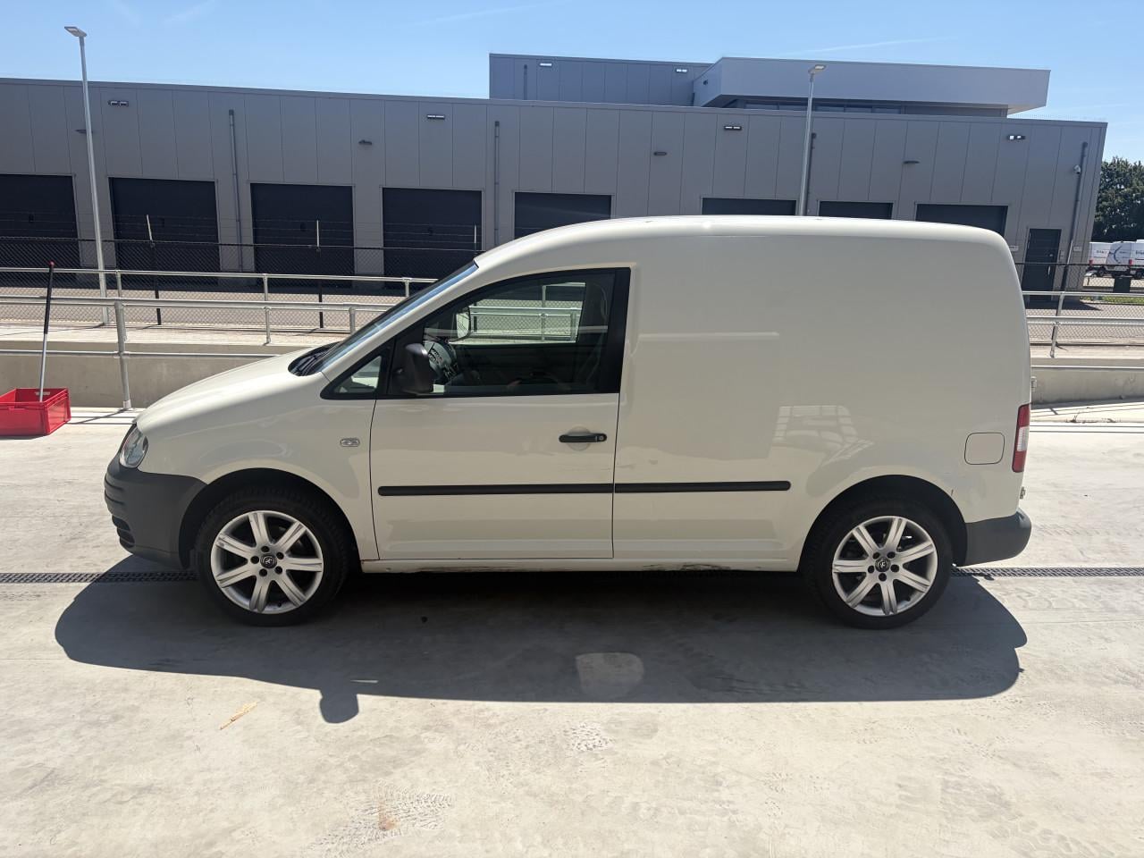 VOLKSWAGEN CADDY 2.0 SDI KOELWAGEN