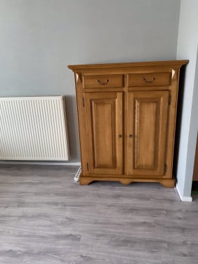Eiken kast