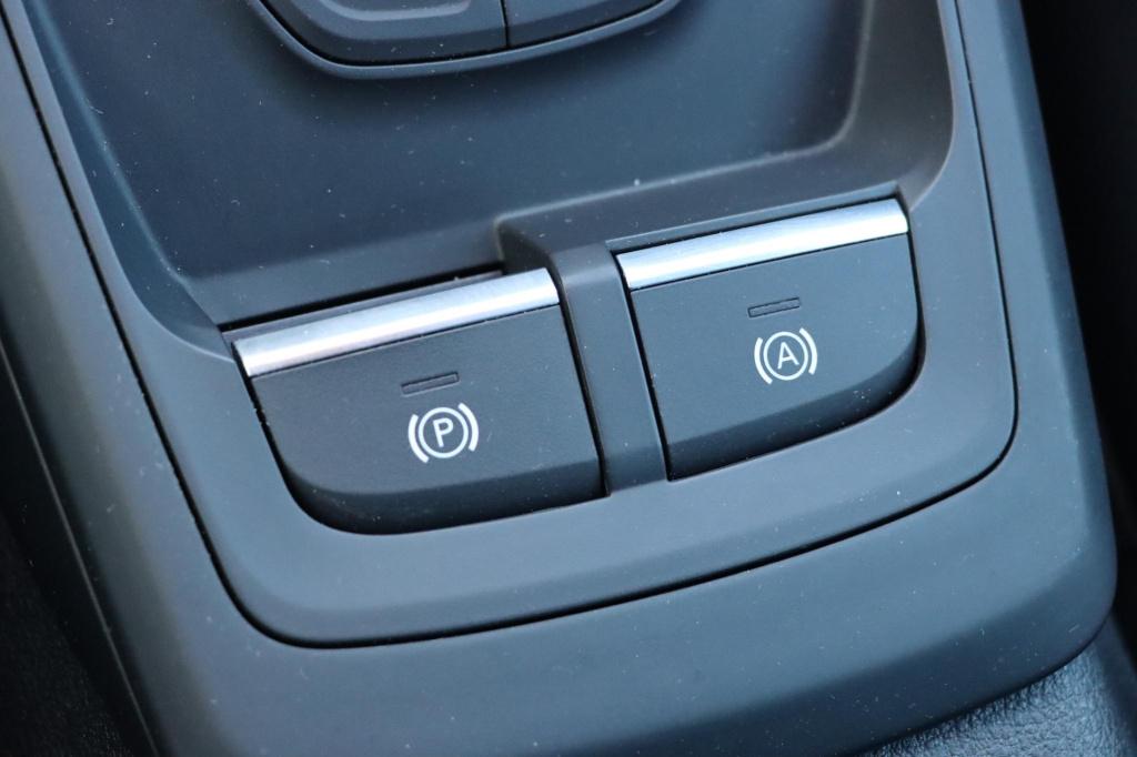 Audi Q2 1.0 tfsi sport | airco | navi