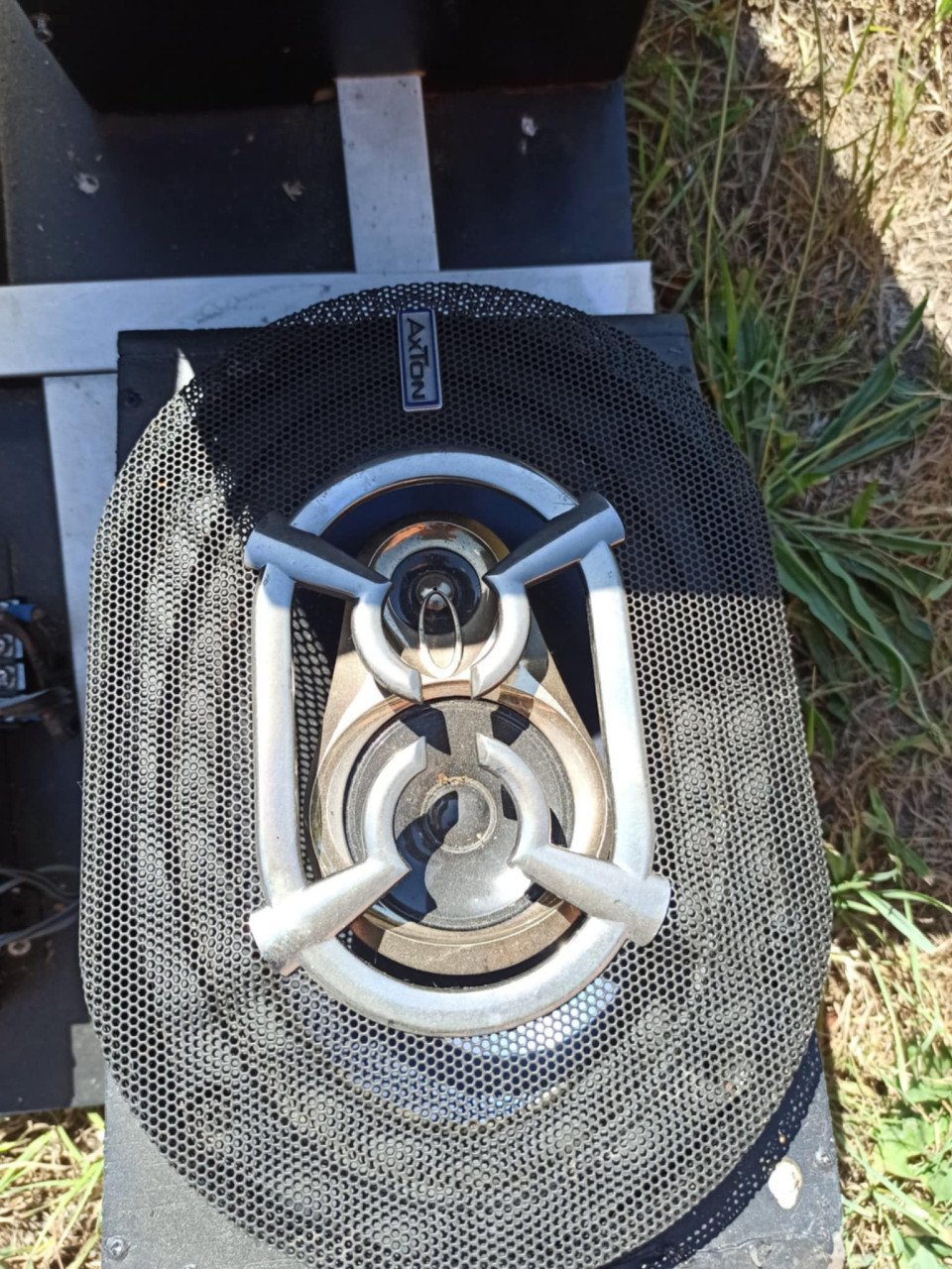 Radio Sony, speakers Axton, blaupunkt GTA 4 special