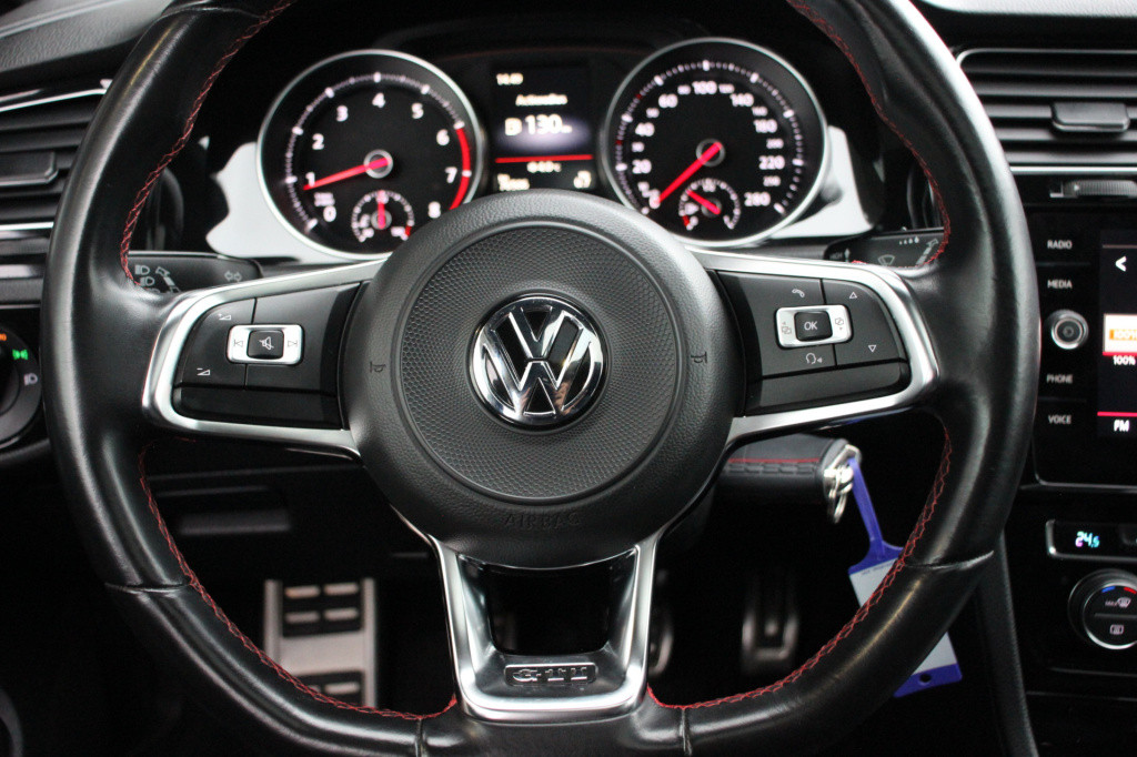 Volkswagen Golf 2.0 tsi gti | pano. | dynaudio