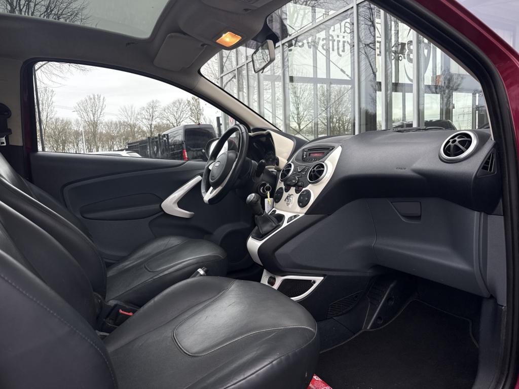 Ford KA 1.2 limited | clima | pano | leder | lm velgen