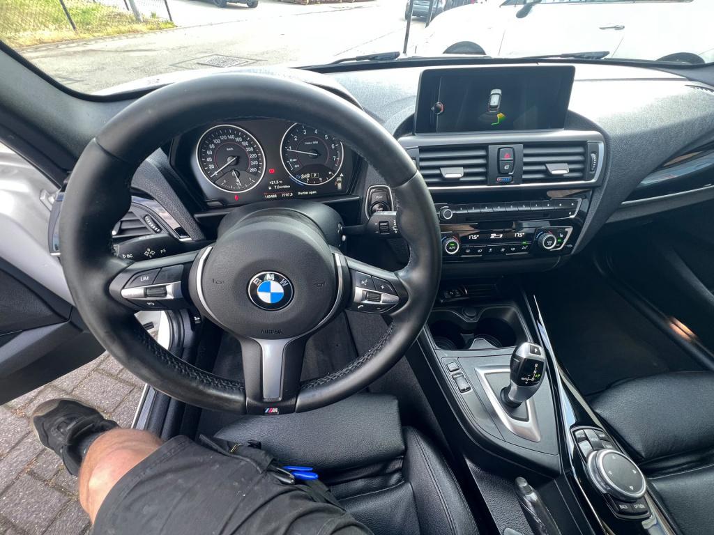 BMW 1 Serie 118i centennial high executive