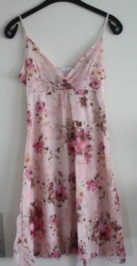 Roze bloemen jurk maat L
