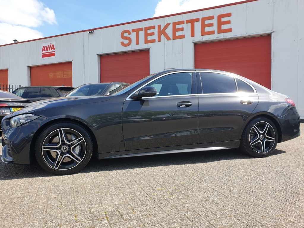 Mercedes-Benz C-Klasse 300 amg line 258pk mhev 9g-tronic