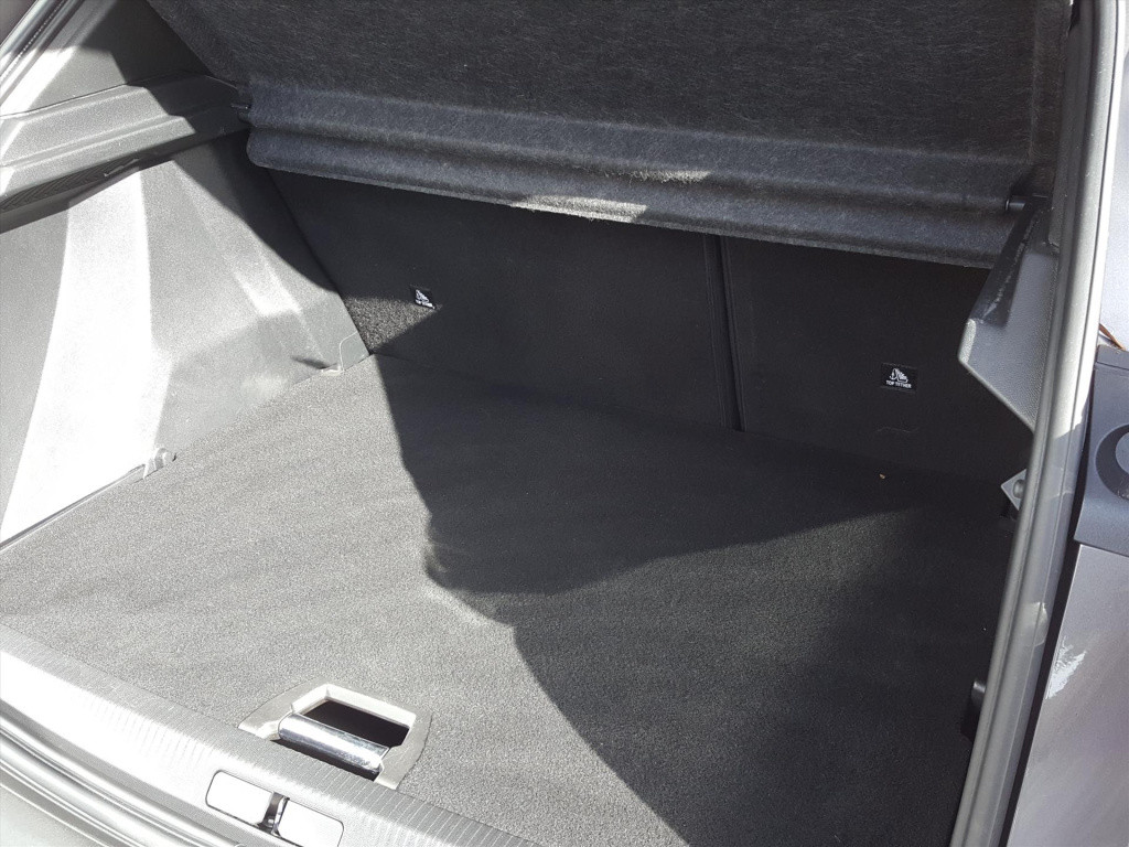 Peugeot 2008 1.2 puretech 130pk allure navigatie | apple carplay & android 